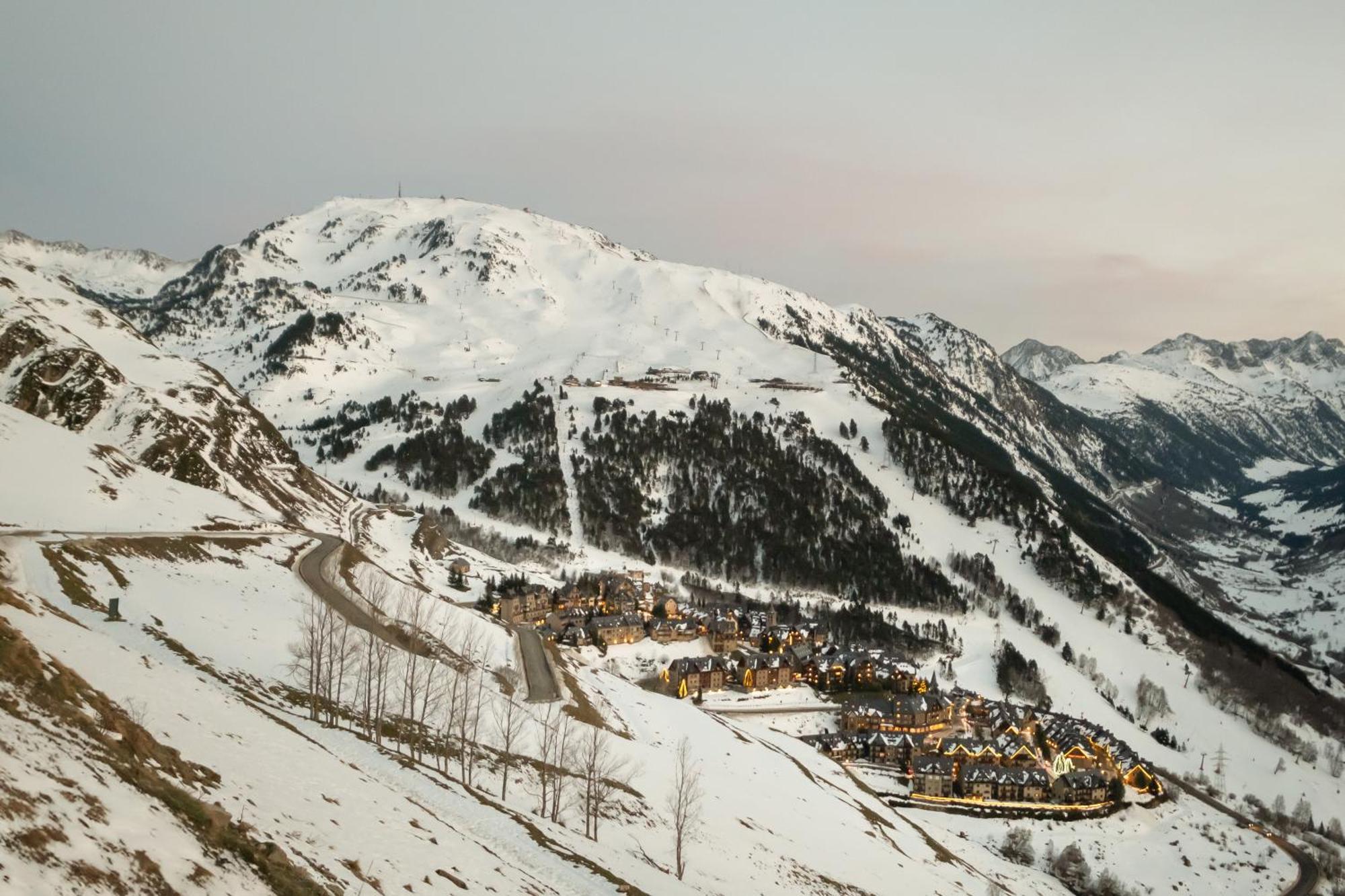 Hotel Eurostars La Pleta Baqueira Beret Exterior foto